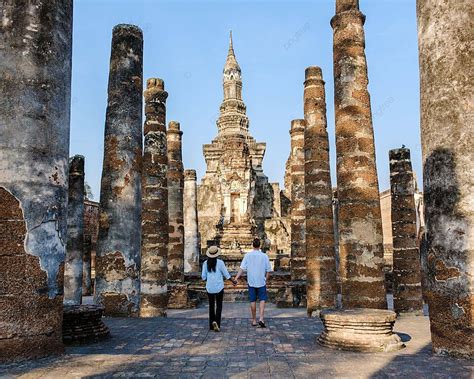 Wat Mahathat: Eski Bir Şehri Tanıdığınız Tarihi ve Ruhsal Bir Yolculuk!